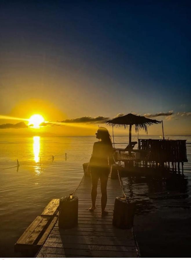 Victoria S Beach House And Snorkeling Center Flowers Bay Luaran gambar